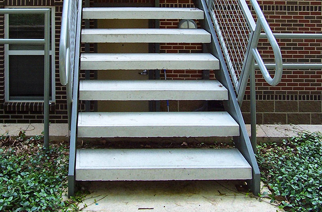 Century-Concrete-Stair-Treads-650